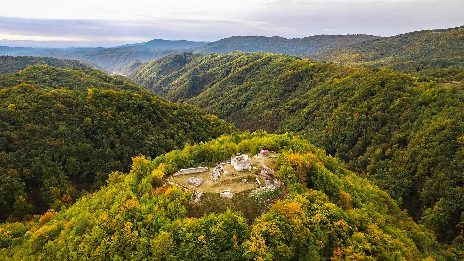 Holistički retreat u parku prirode žumberak, šamanizam neven carin iscjelitelj elemenat vode žumberak